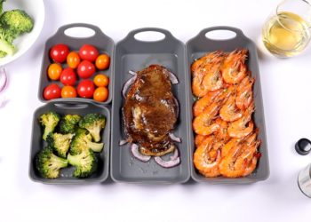 Kichware: Non-Stick & eco-friendly baking pan: