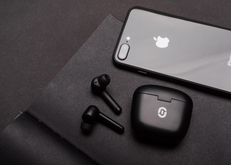 Redux Labs Introduce ReduxBuds: AI-powered Headphones, Best Wireless Earbuds for ANC