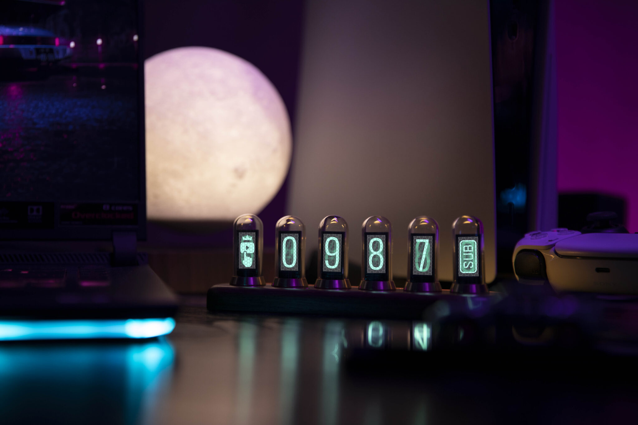 Nextube: A Retro Nixie Clock, the Contemporary Addition in Your Home ...