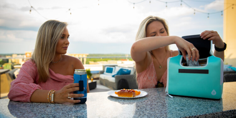 Keep Your Drink Cool In Hot Weather With Kanga Coolers