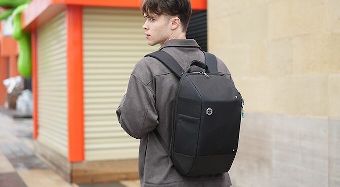 Cyberbag: A New Addition to the World of Tech and Fashion